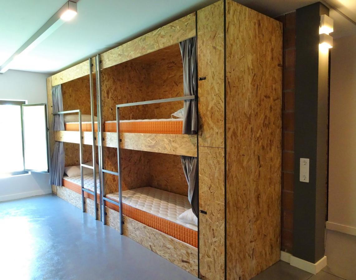 Albergue Santiago 15 Monforte Monforte De Lemos Eksteriør bilde
